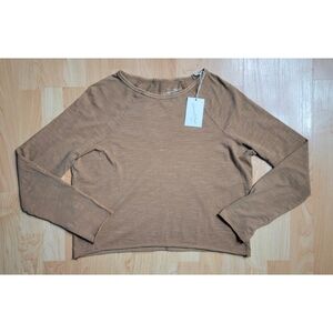 Universal Thread long sleeve t-shirt